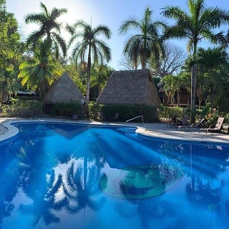 Mal Pais Surf Camp Hotel Playa Santa Teresa  Eksteriør billede