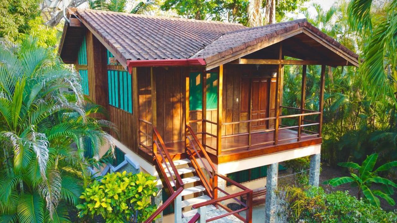 Mal Pais Surf Camp Hotel Playa Santa Teresa  Værelse billede