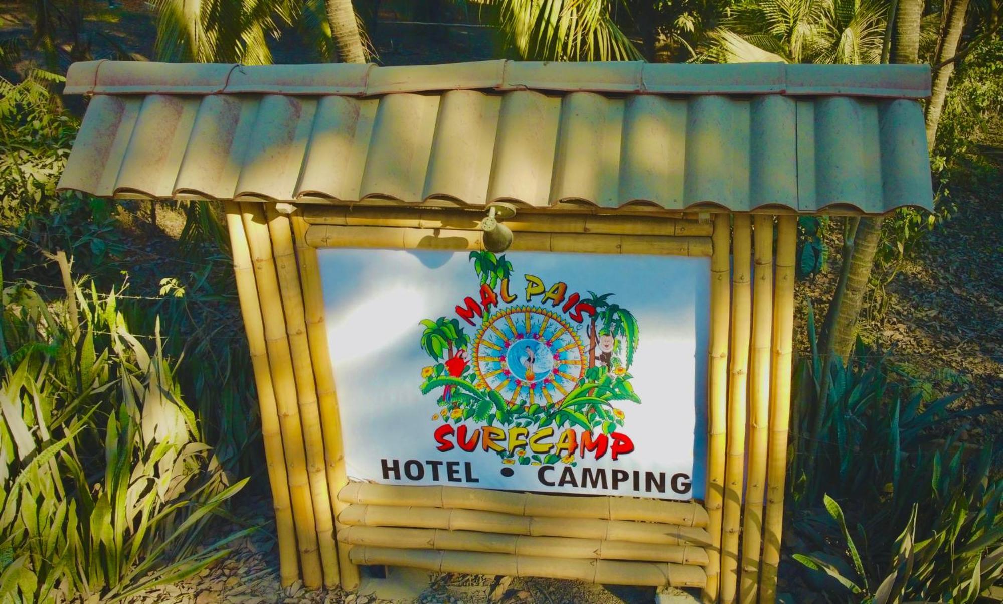 Mal Pais Surf Camp Hotel Playa Santa Teresa  Eksteriør billede