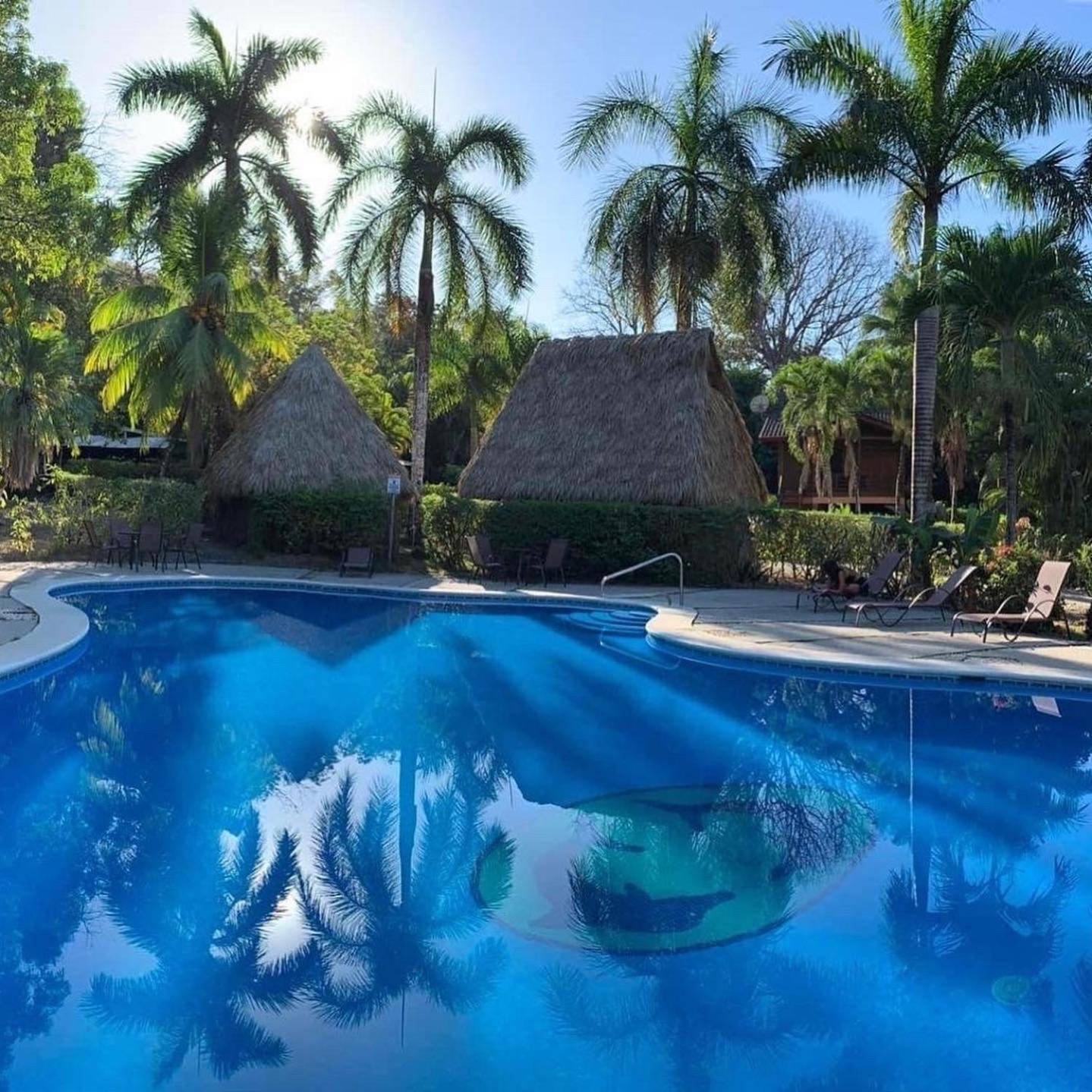 Mal Pais Surf Camp Hotel Playa Santa Teresa  Eksteriør billede