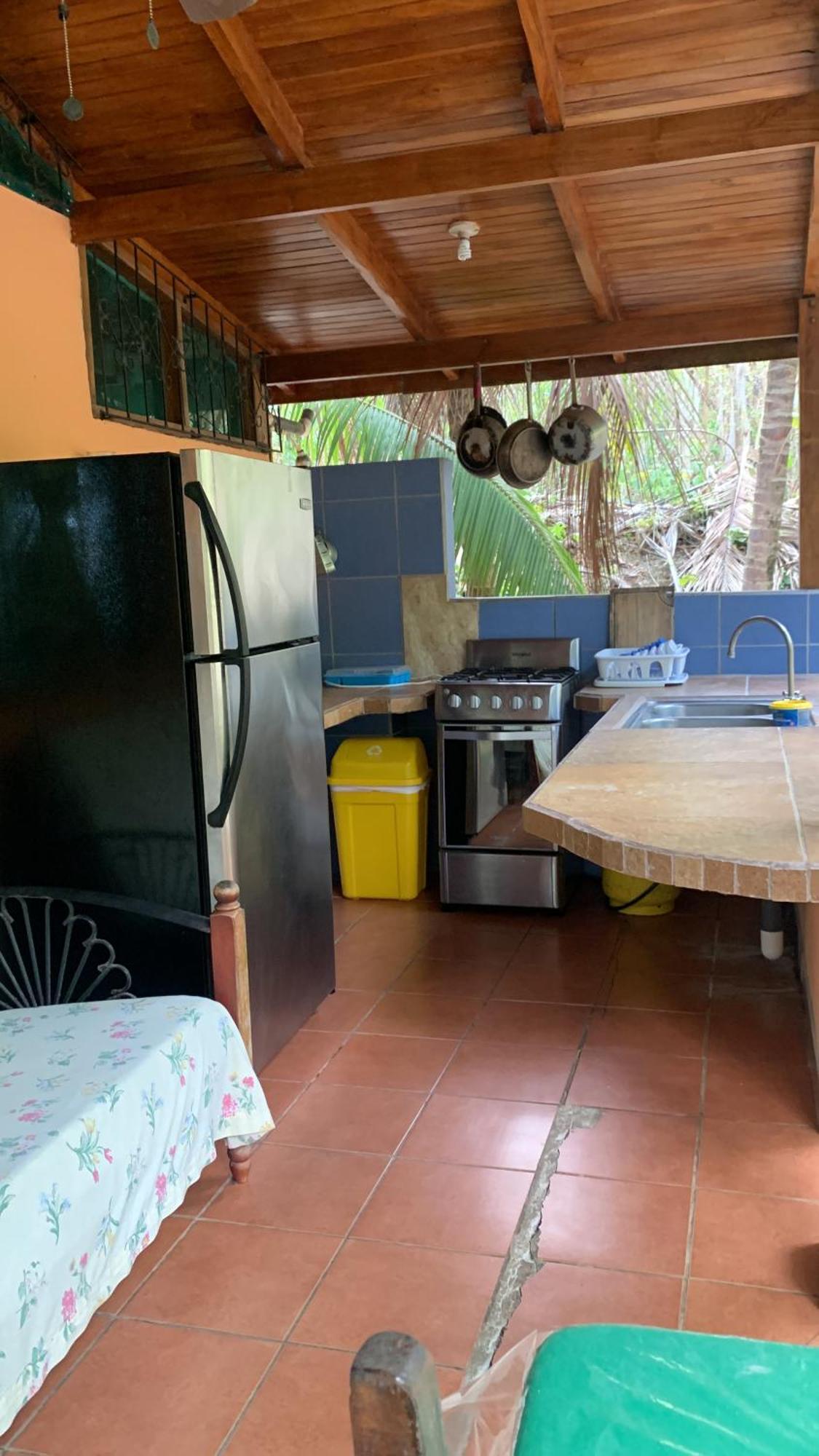 Mal Pais Surf Camp Hotel Playa Santa Teresa  Eksteriør billede